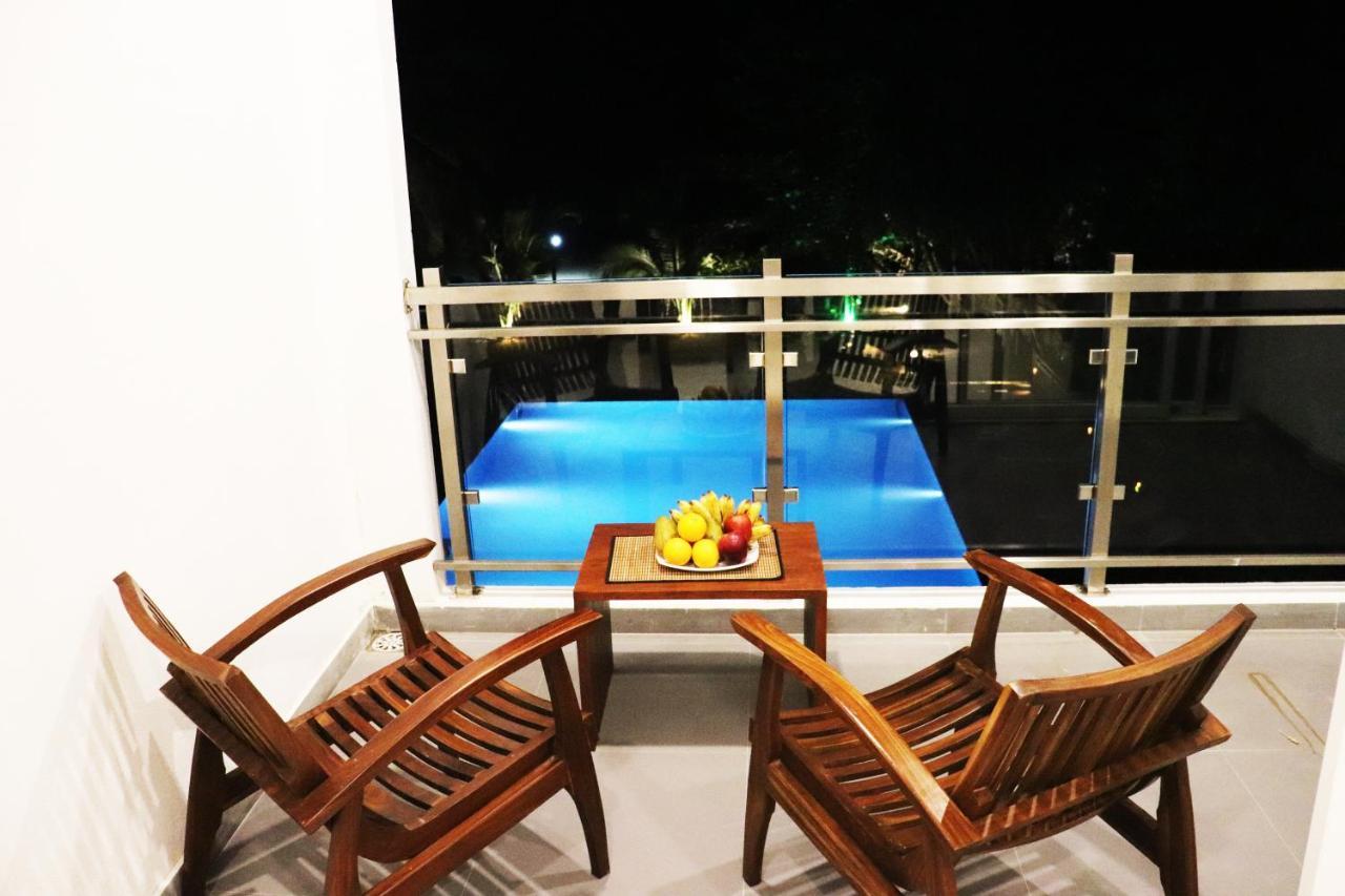 Marakolliya Beach Resort Tangalle Exterior foto